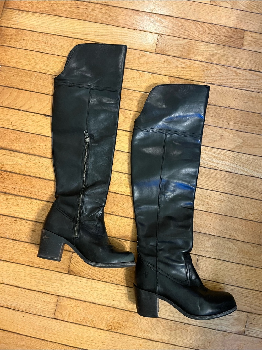 Frye Women's Black Knee-High Leather Boots